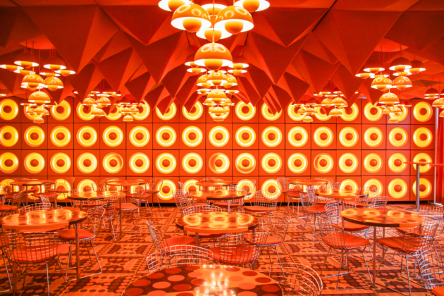 Die frühere SPIEGEL-Kantine steht heute im Museum für Kunst und Gewerbe.