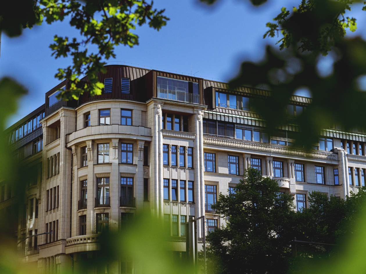 The Embassies_HH_B9398521