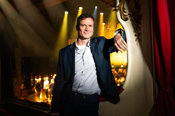 Retusche_by_Mike_Deutsches_Schauspielhaus_Hamburg-56entrauscht