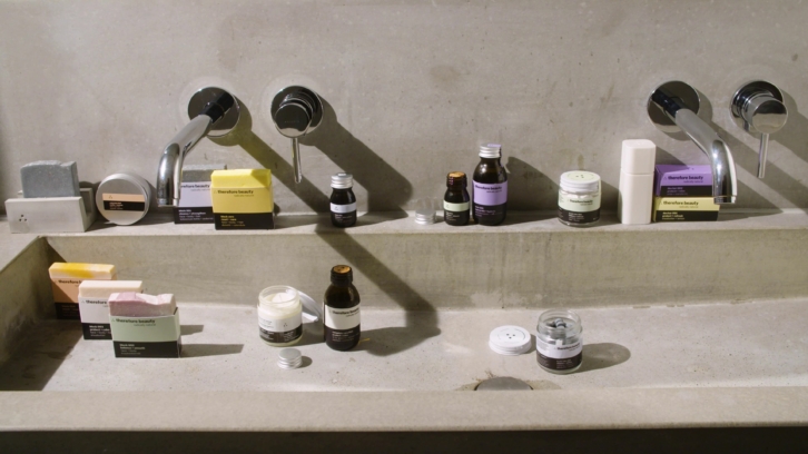 therefore beauty_Mood_Sortiment_RGB_low_respng