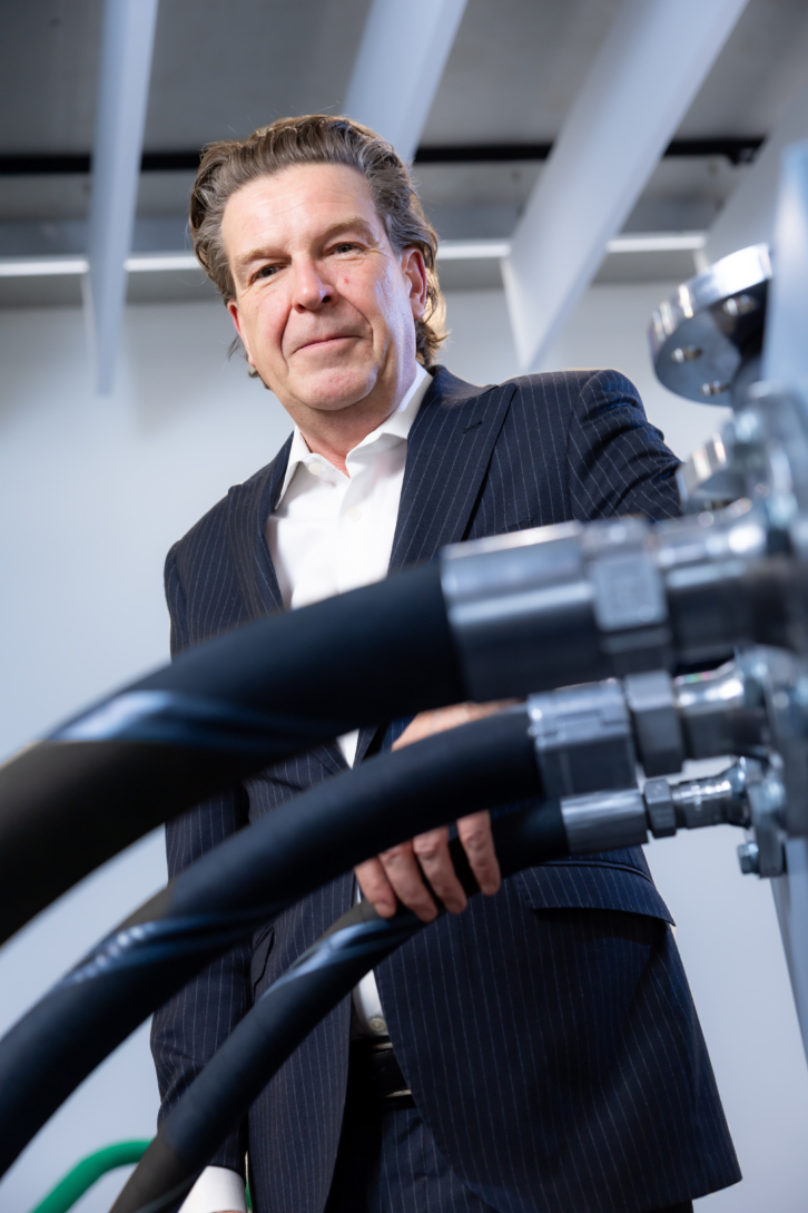 Ganzseitiger Aufmacher_0F9A9396_Elaflex