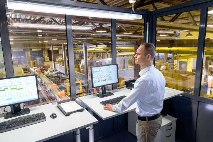 Leitstelle Logistik Lager