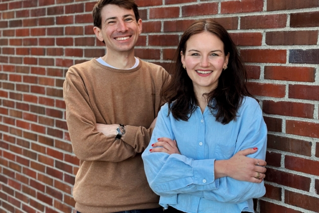 Jonas Zeuner und Alena Schneck haben toern gemeinsam gegründet, um unter anderem Retourenprozesse im E-Commerce zu automatisieren und mithilfe von KI-Retourendaten auszuwerten.