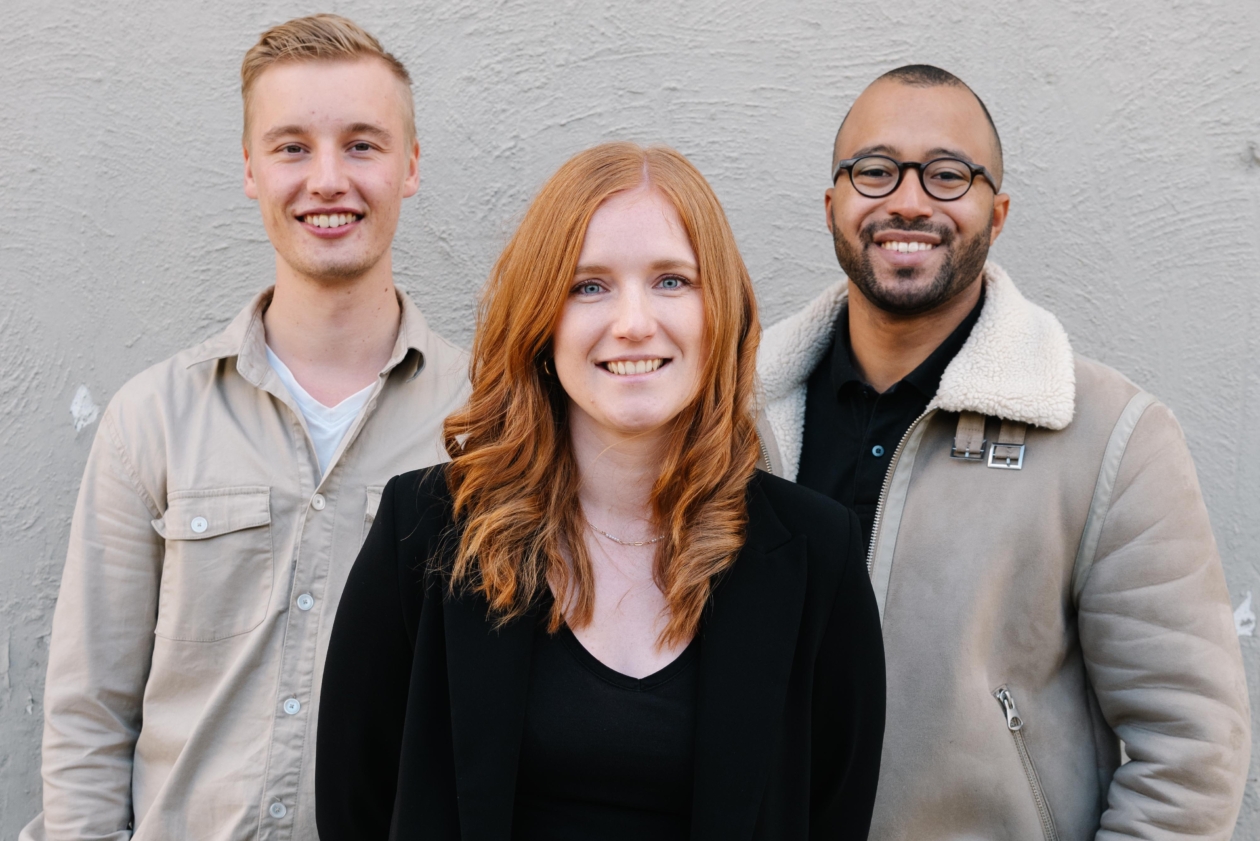 Haben das Start-up VAARHAFT gemeinsam gegründet (v. li.): Paul Franken, Anne Patzer und Linus Kameni